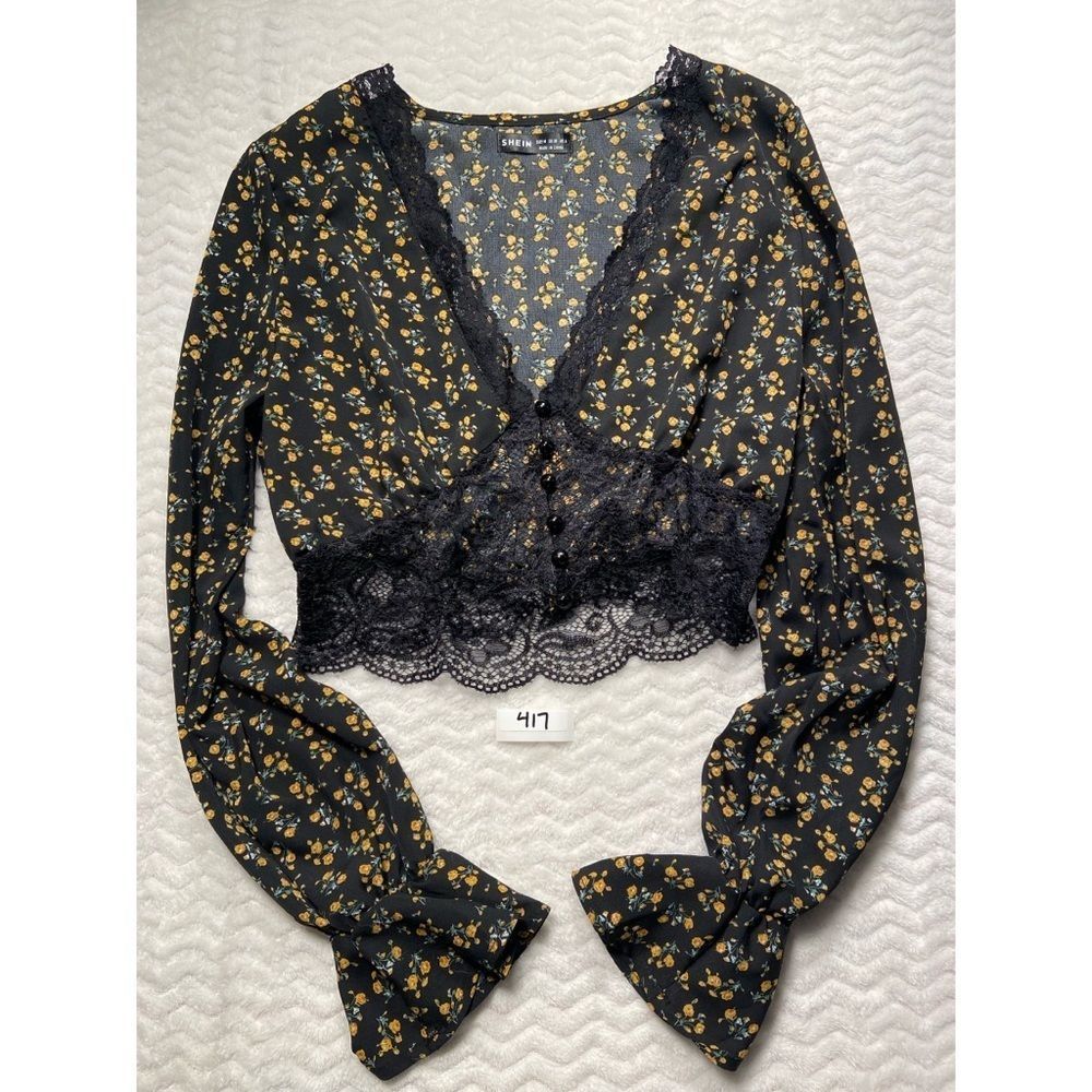 SHEIN crop top floral size medium